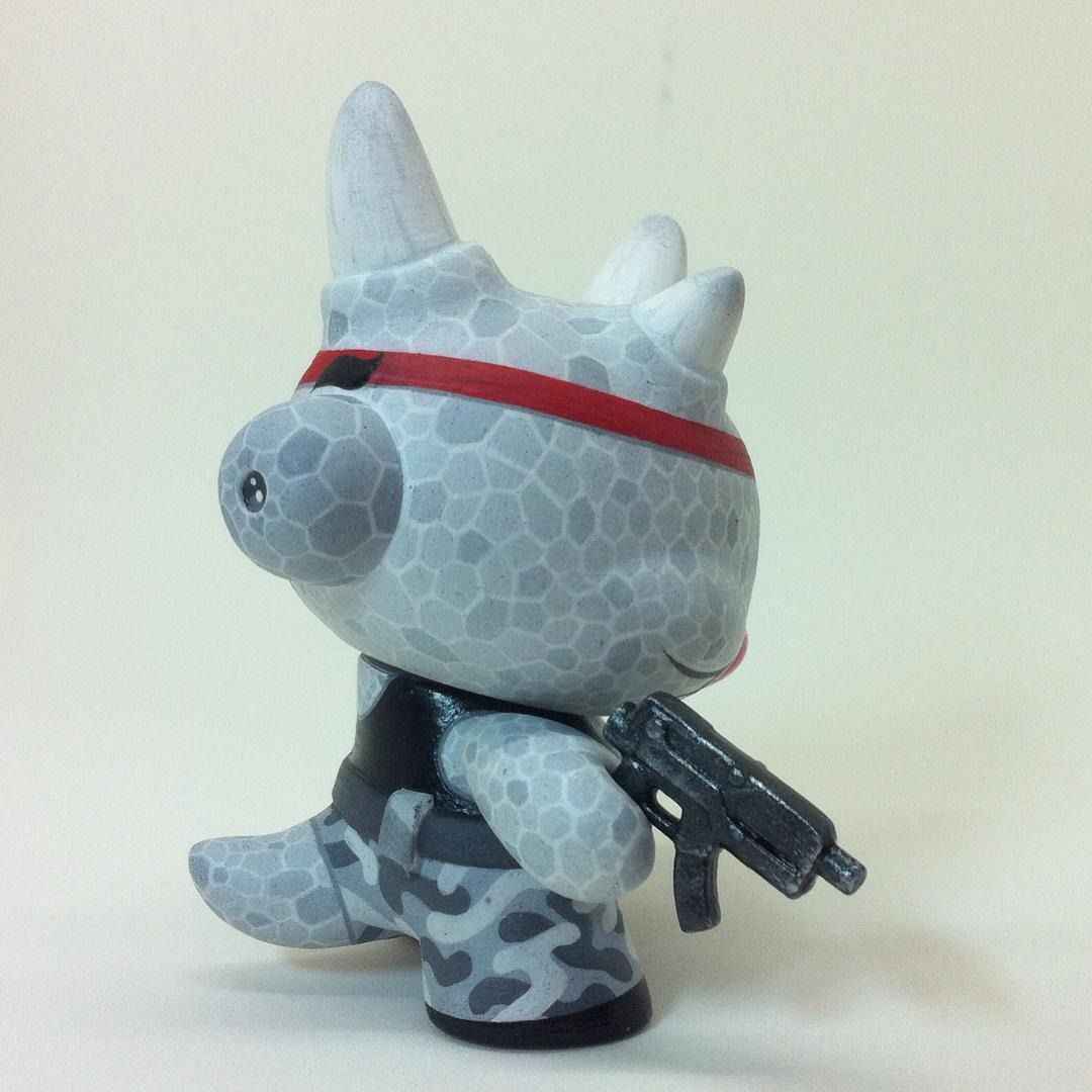 Igor Ventura’s “Albino Chameleon” Custom Dunny for Martian Toys Contest